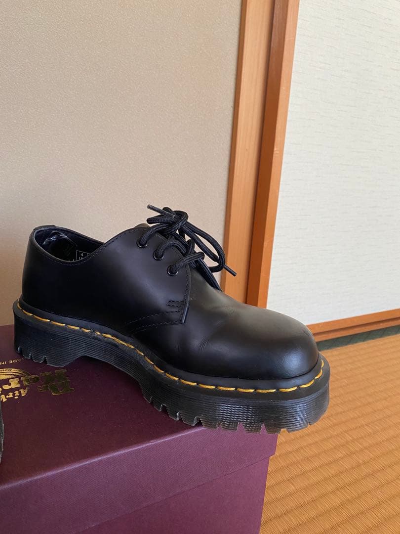 美品ドクターマーチン 1461 3ホール EU37（23cm）