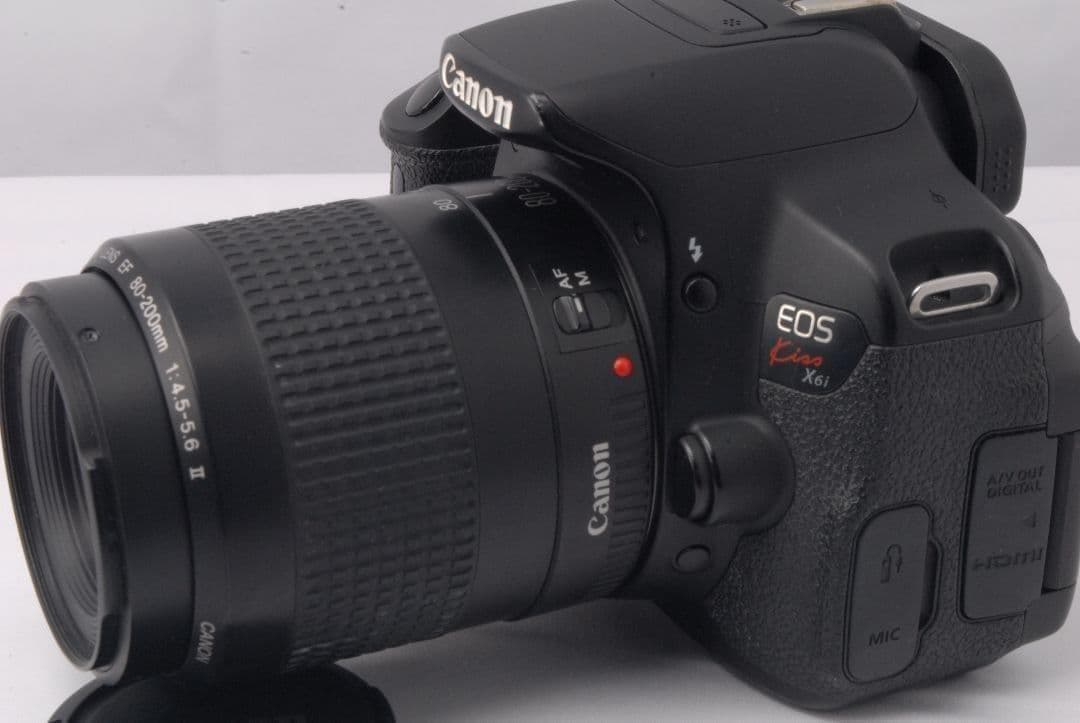 Canon EOS Kiss X6i★バリアングル液晶レンズ付き一眼レフカメラ★