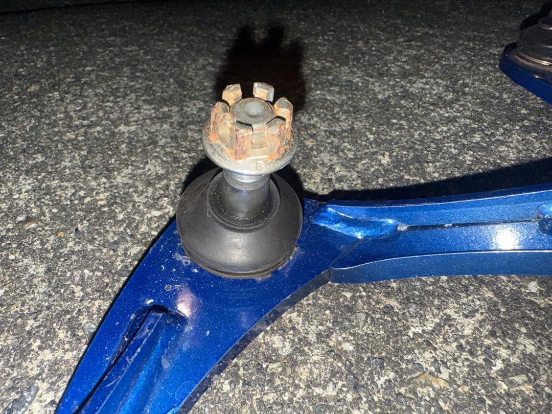 20クラウン　メーガンレーシング　アッパーアーム