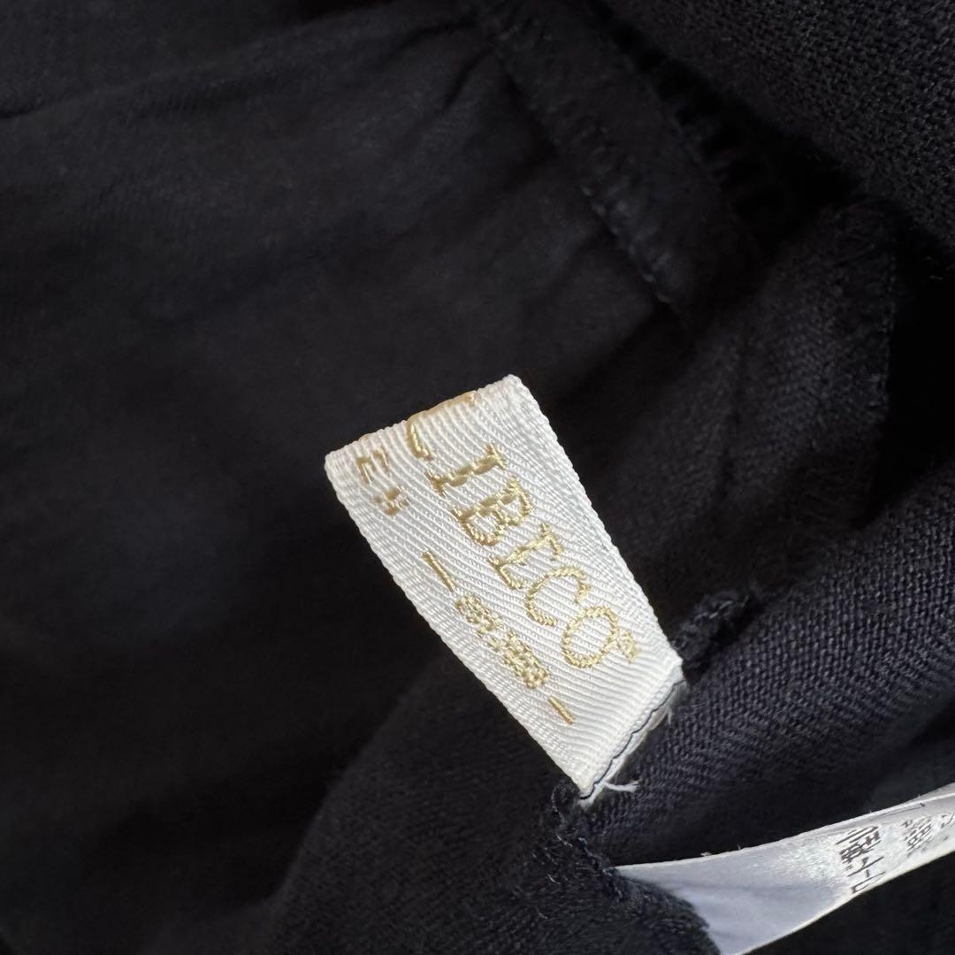 23区　LIBECOリネン ティアード チュニックブラウス 38 ネイビー極美品