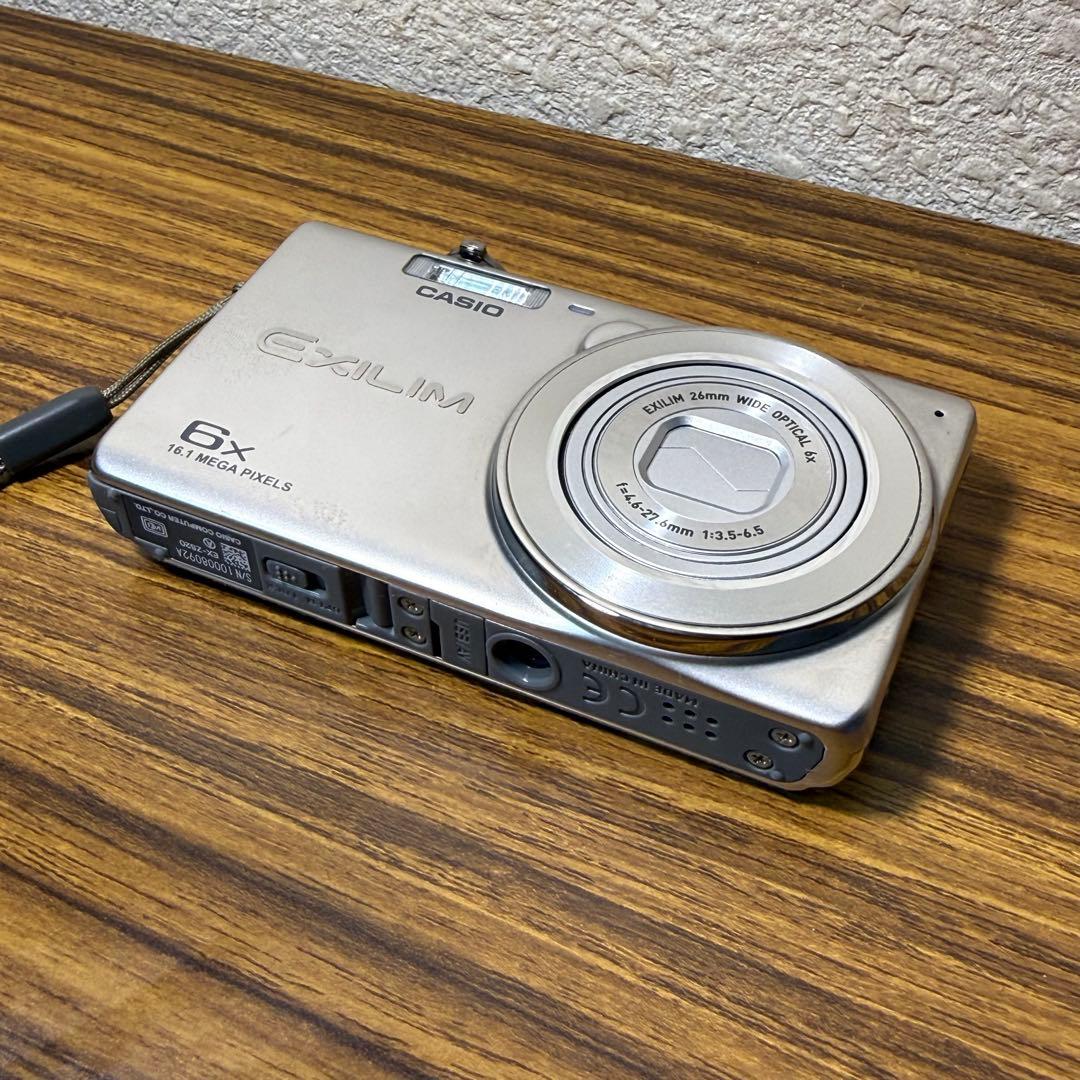 CASIO EXILIM EX-ZS20 デジカメ シルバー 箱 ケース付き