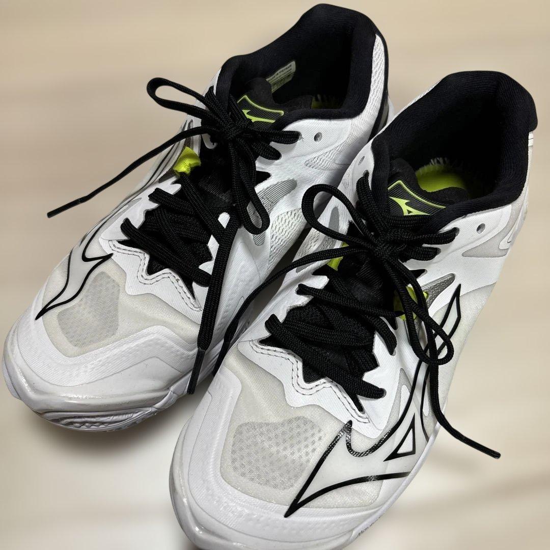 Mizuno バレーシューズ ウェーブライトニング Z8 24cm 中敷き新品‼︎