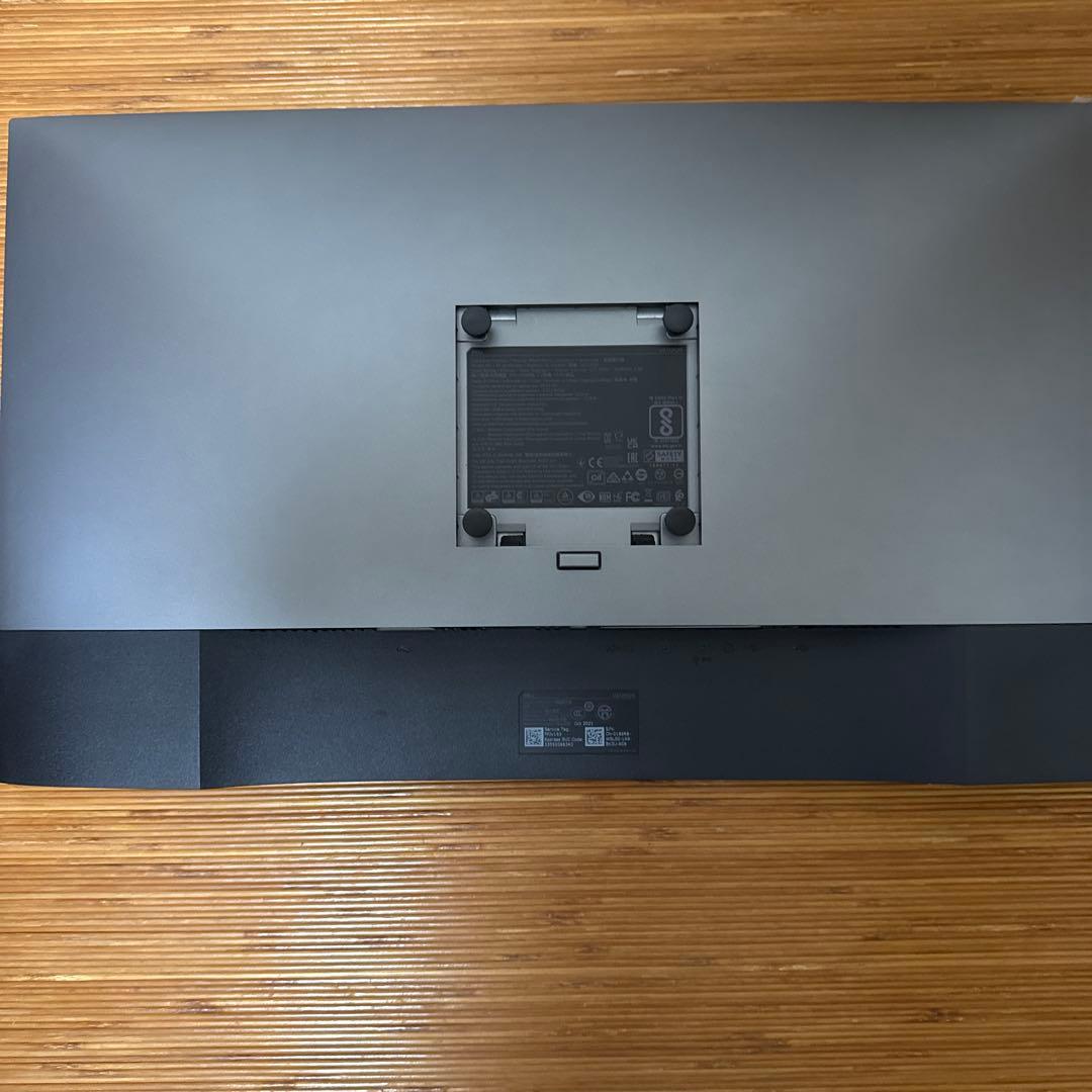 DELL U2720 M 4kモニター