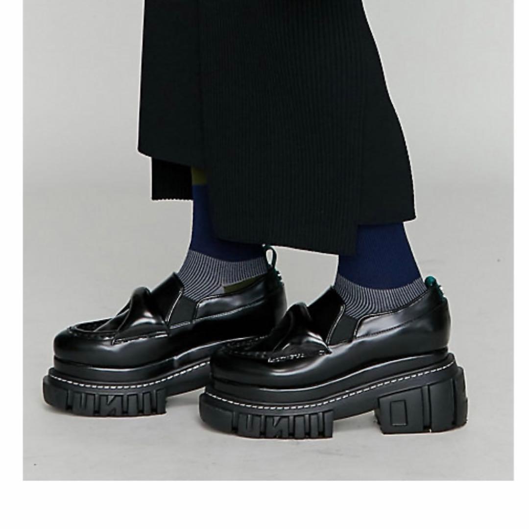 完売　UN3D. SOLE PLUMP LOAFER