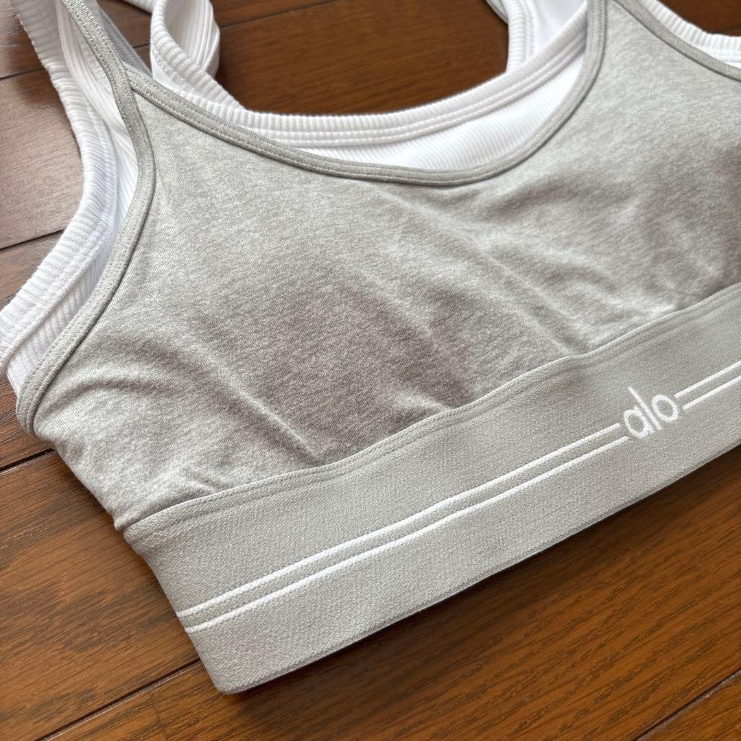 【ALO Yoga】新作 ブラトップ グレー 海外Sサイズ