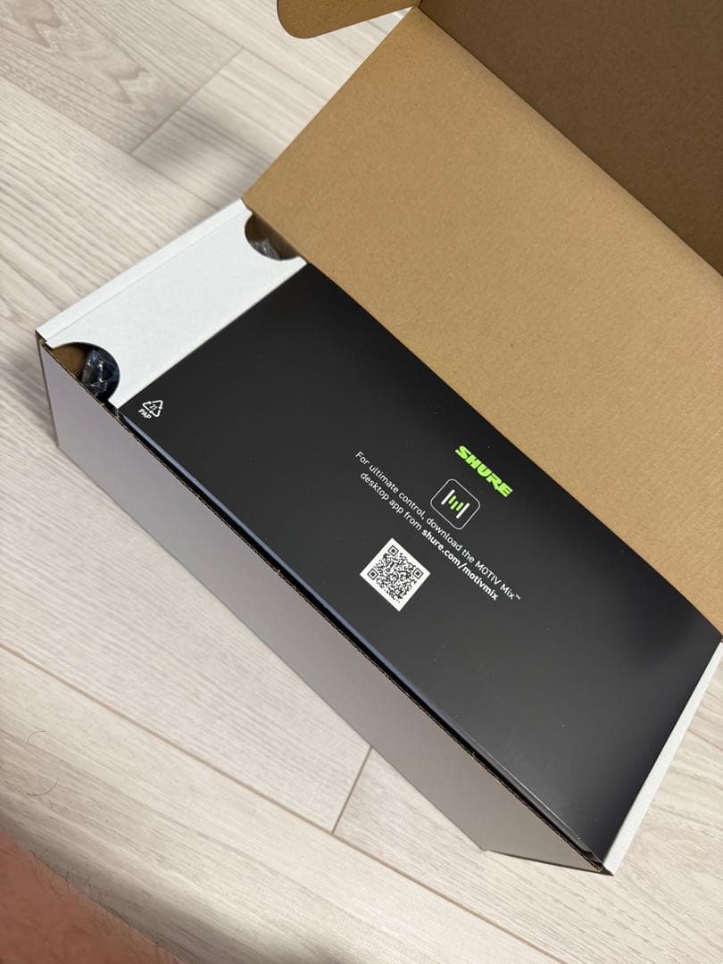 Shure MV7+マイク + Gator SH-DESKTOP1 スタンド