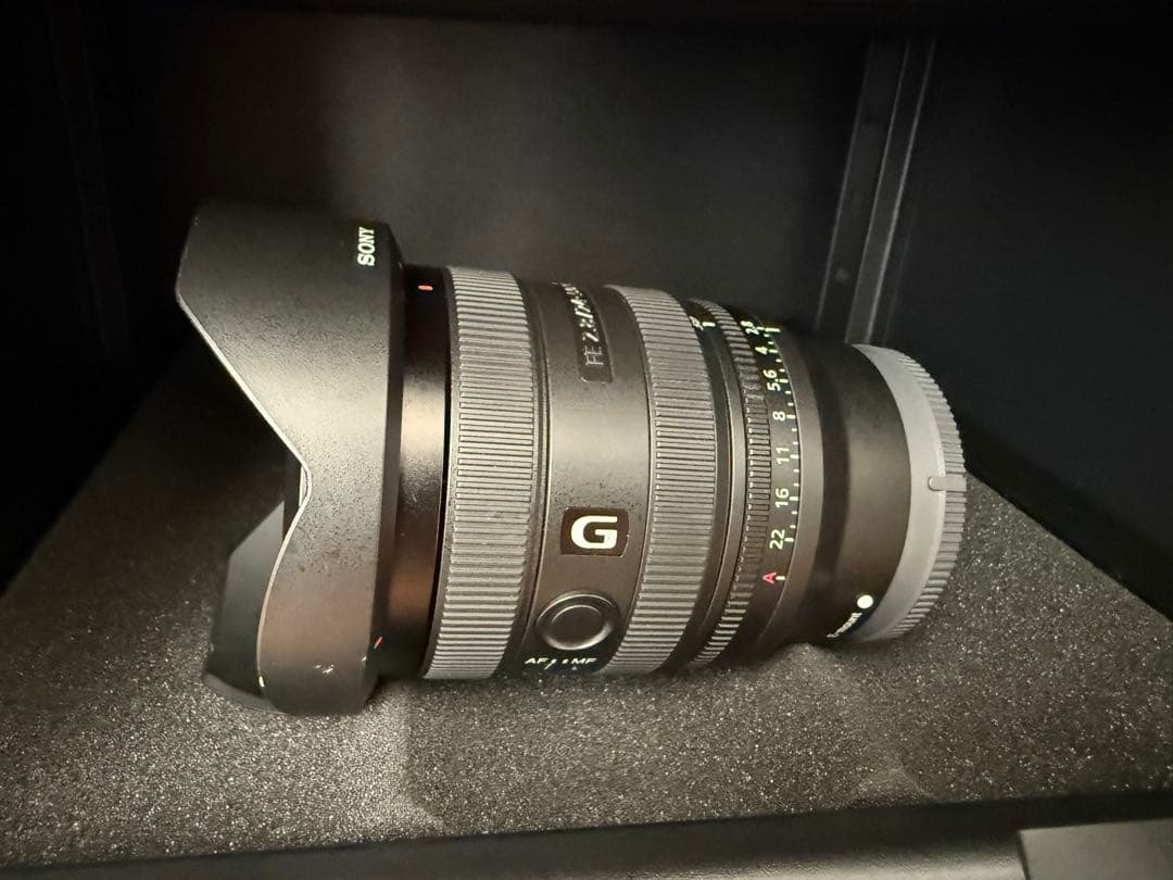 Sony FE 2.8/24-50 G ズームレンズ