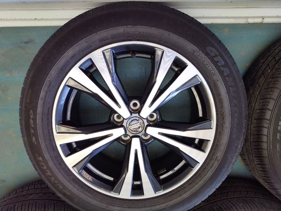 エクストレイルT32後期純正ホイールタイヤ1本分