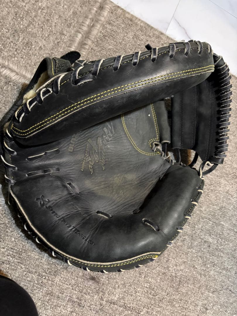 Mizuno Pro 軟式グローブ ブラック