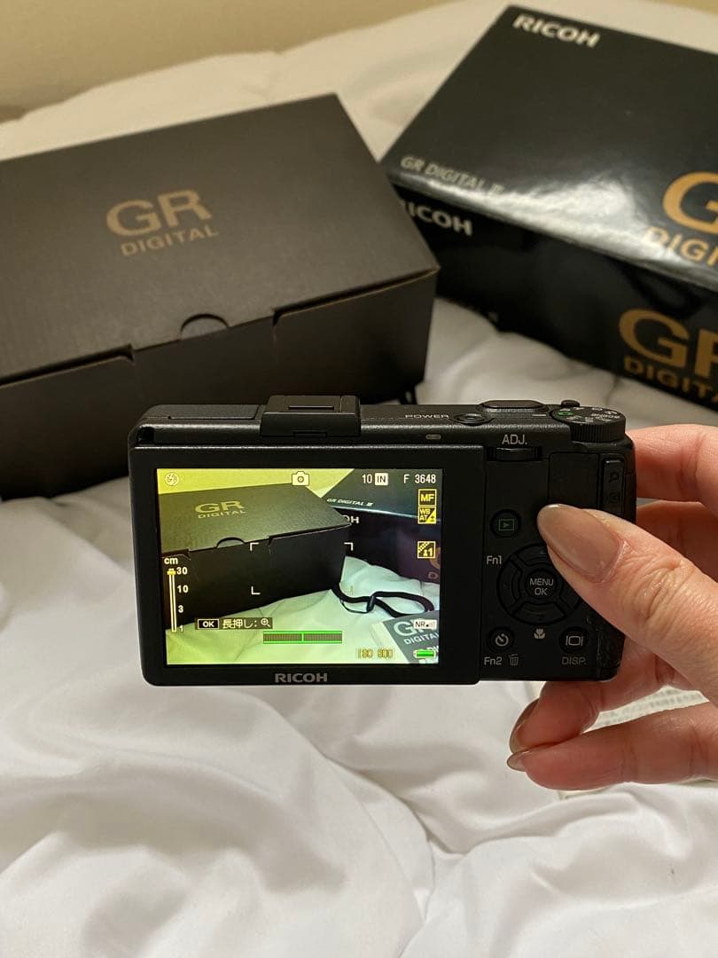 【ほぼ新品】Ricoh リコー GR Digital III 3 デジタルカメラ