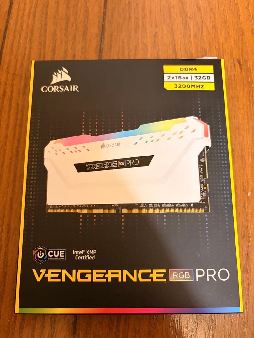 メモリー Corsair DDR4 32GB CMW32GX4M2E3200C16W