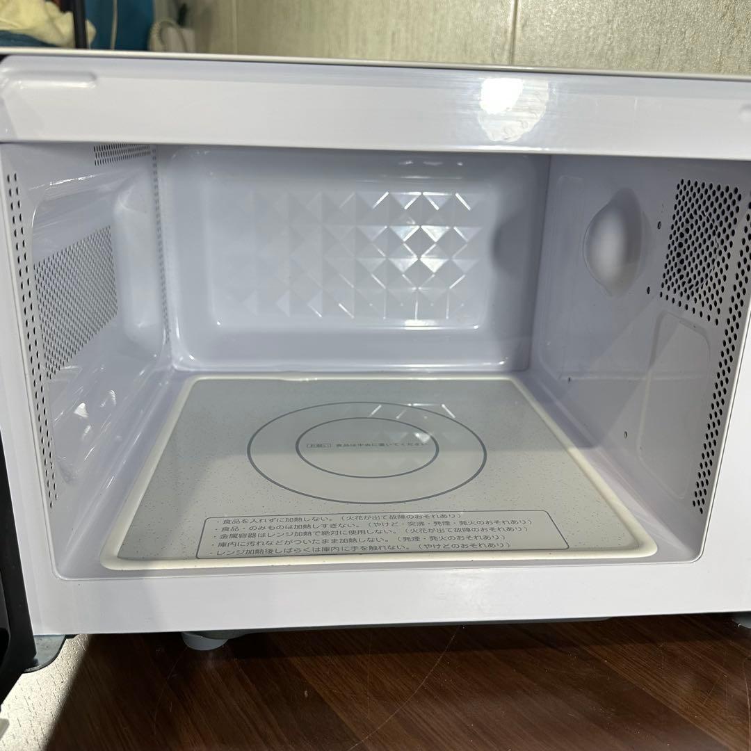美品 即日発送 22年製　HITACHI 電子レンジ HMR-FT183