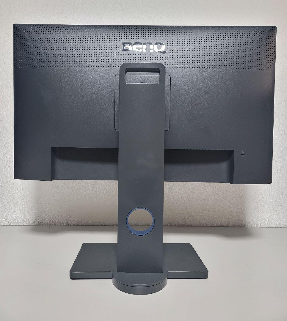BenQ PD2705Q WQHD 27インチ　デザイナー向けモニター