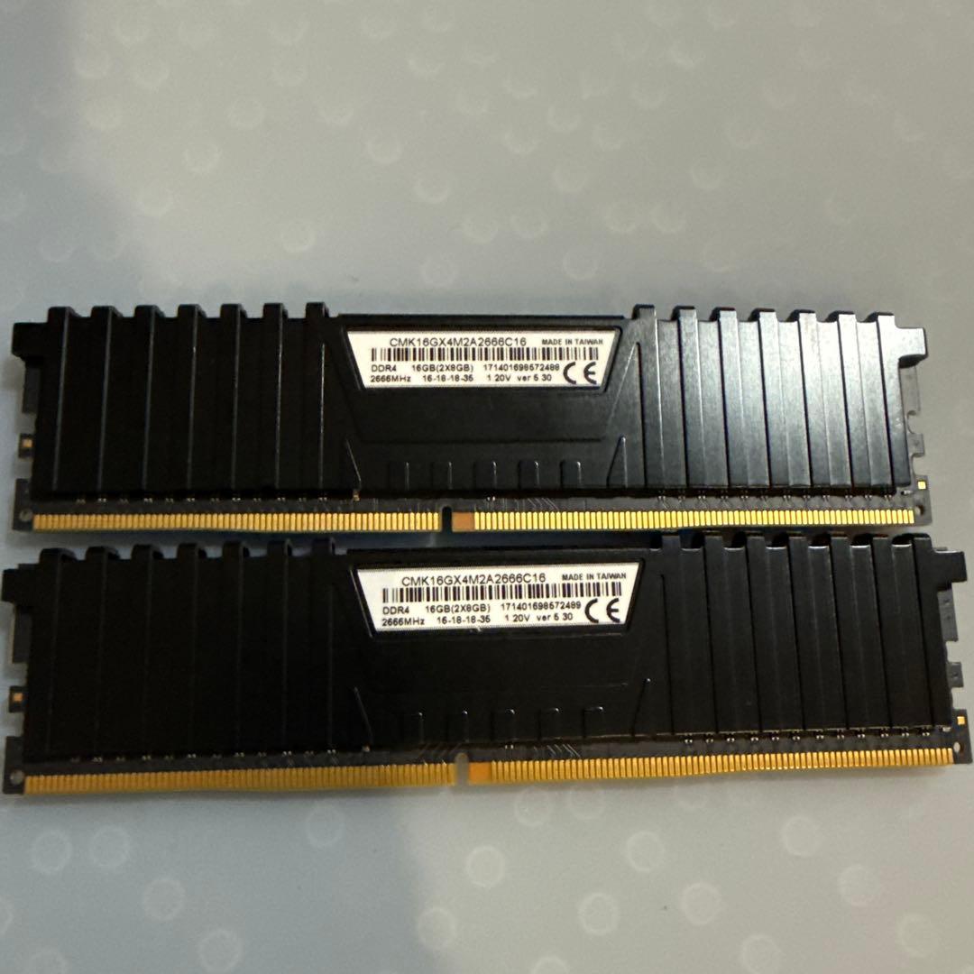 CORSAIR DDR4-2666MHz デスクトップPC用 メモリモジュール
