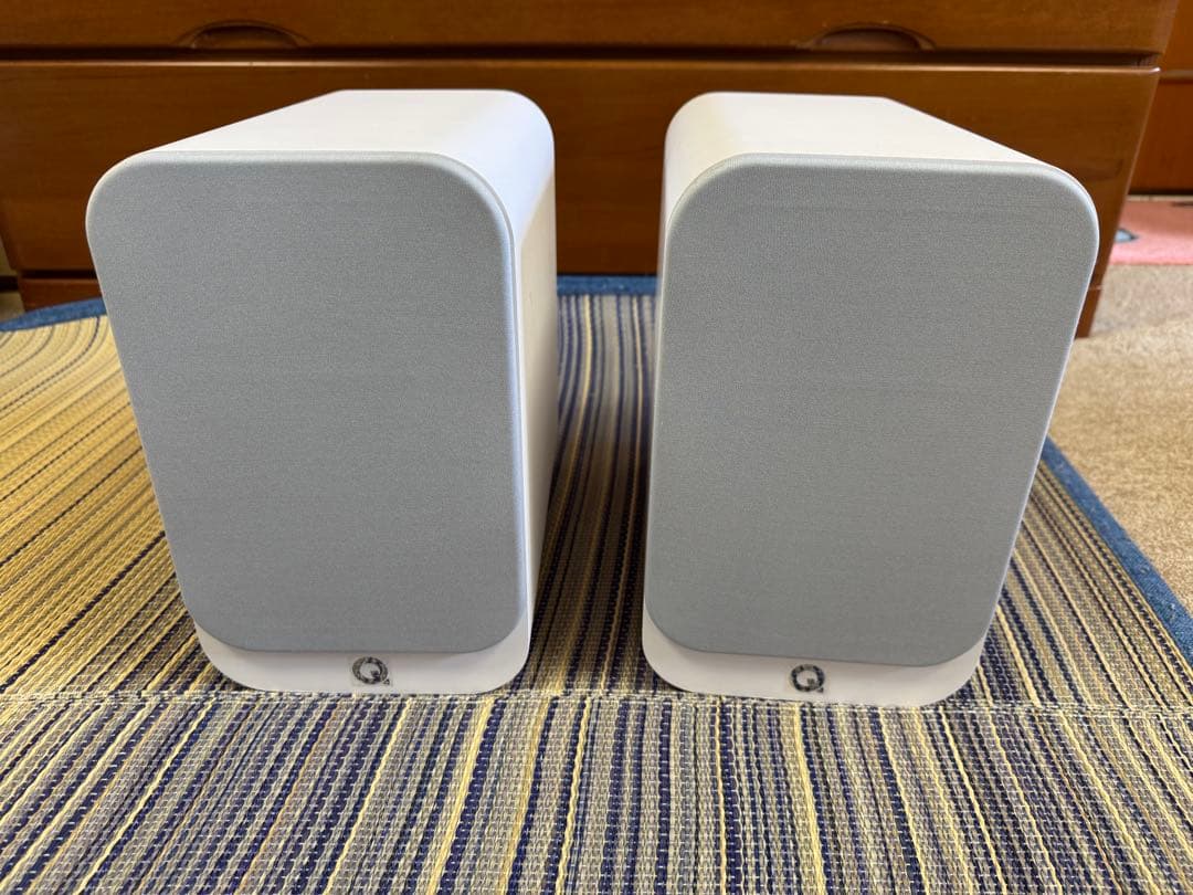 Q Acoustics 3020i ホワイト スピーカー