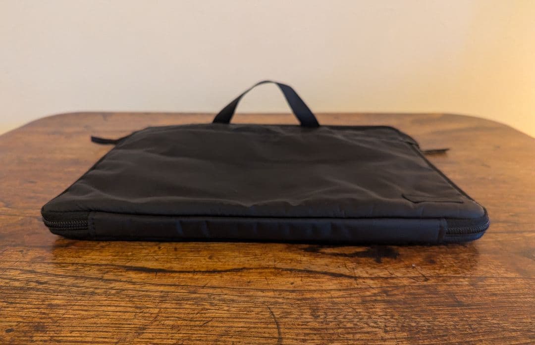 サイズM 定価15000円ヘッドポーター ブラックビューティ ナイロンPCケース