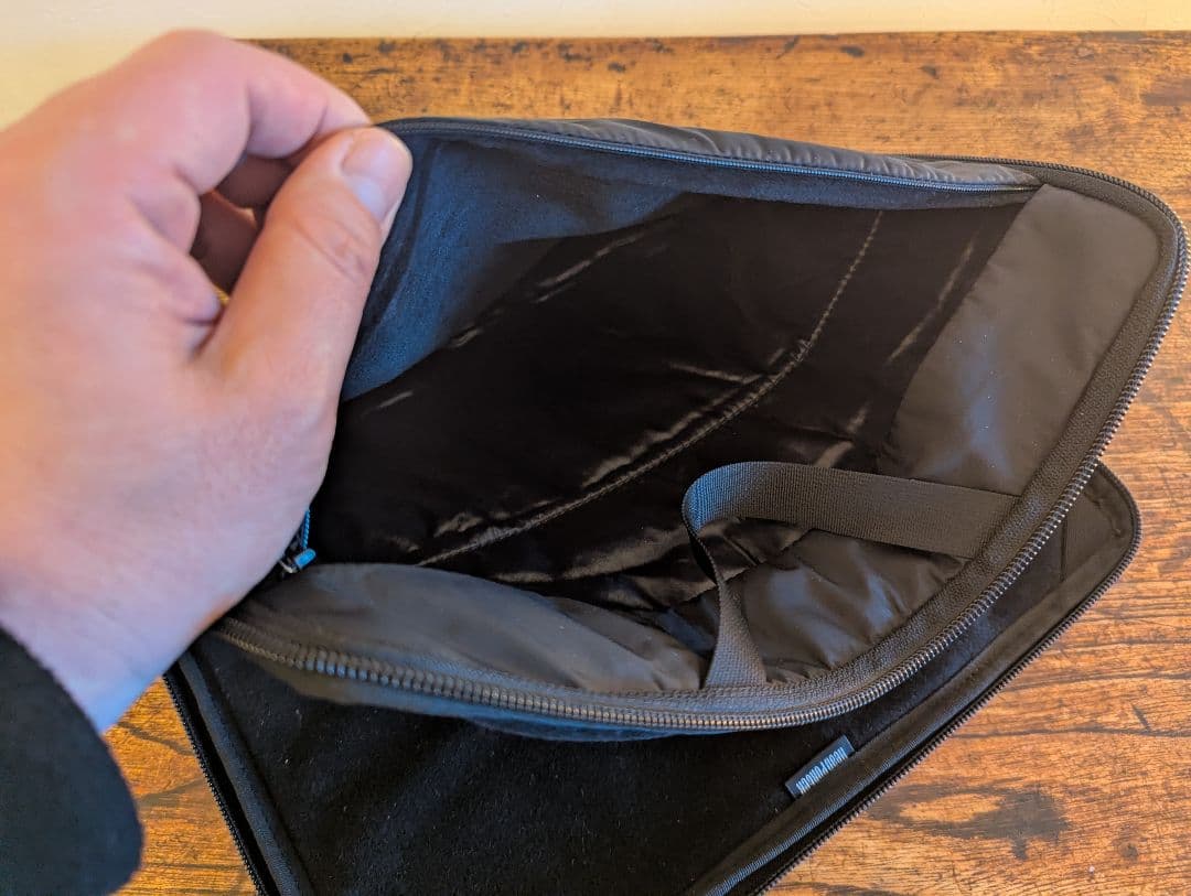 サイズM 定価15000円ヘッドポーター ブラックビューティ ナイロンPCケース