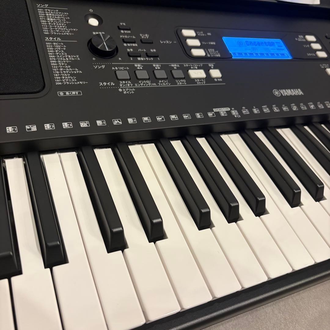 【美品】2023年製YAMAHA PSR-E373 電子キーボード