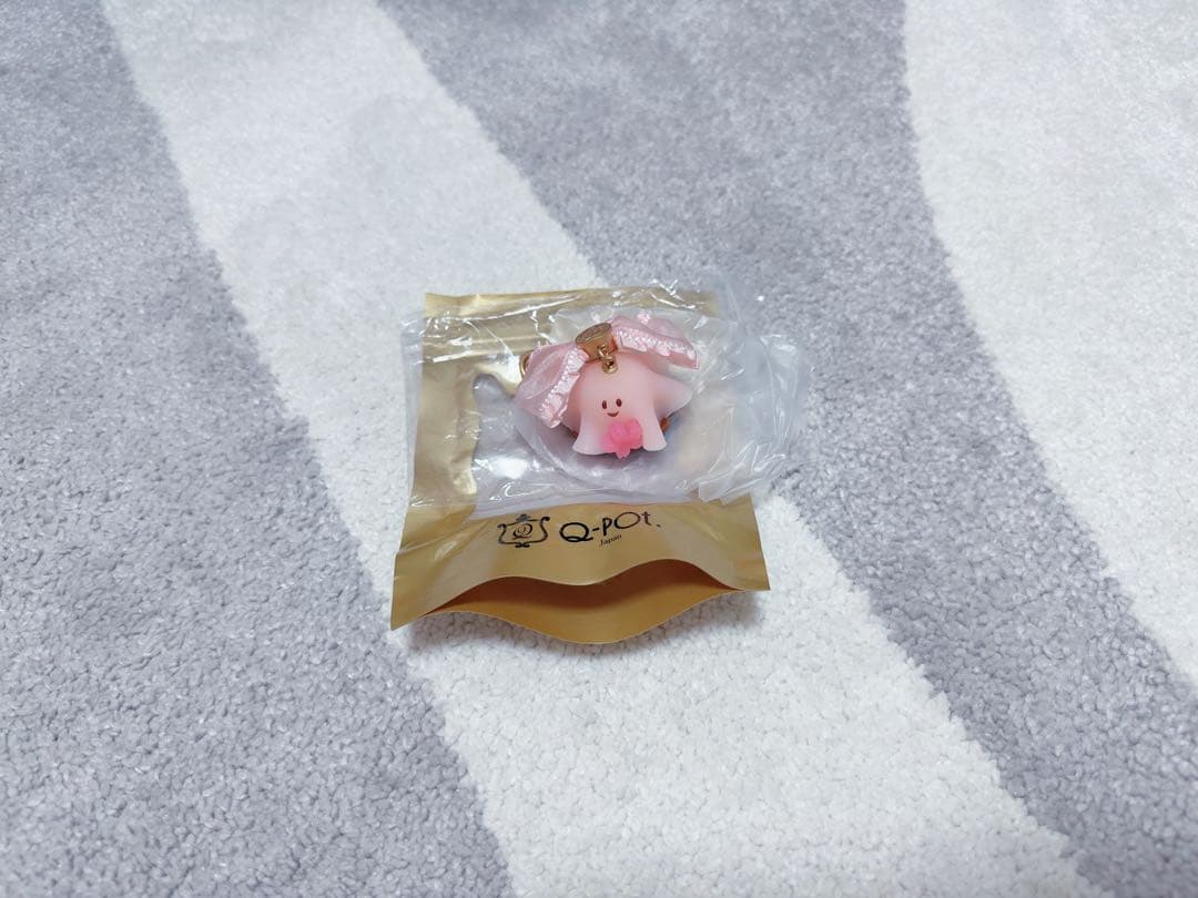 Q-pot おばけちゃん サクラおばケーキバッグチャーム