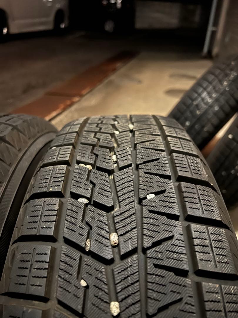 ヨコハマ スタッドレス 175/65R15 4H 23年製 イボ残り 4本セット