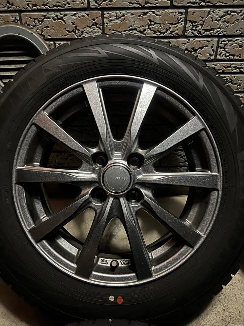 ヨコハマ スタッドレス 175/65R15 4H 23年製 イボ残り 4本セット