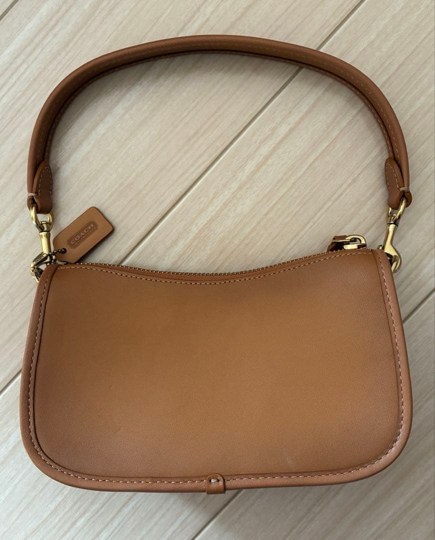 【新品】COACHスウィンガー20