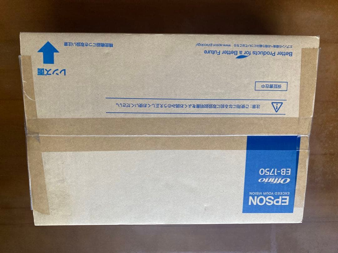 EPSON EB-1750 プロジェクター本体　epson offirio