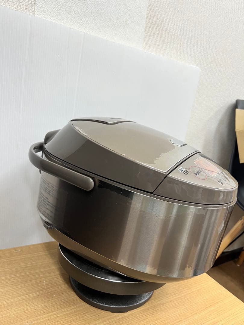 Panasonic 圧力IH炊飯器 SR-PA181 （2012年製）