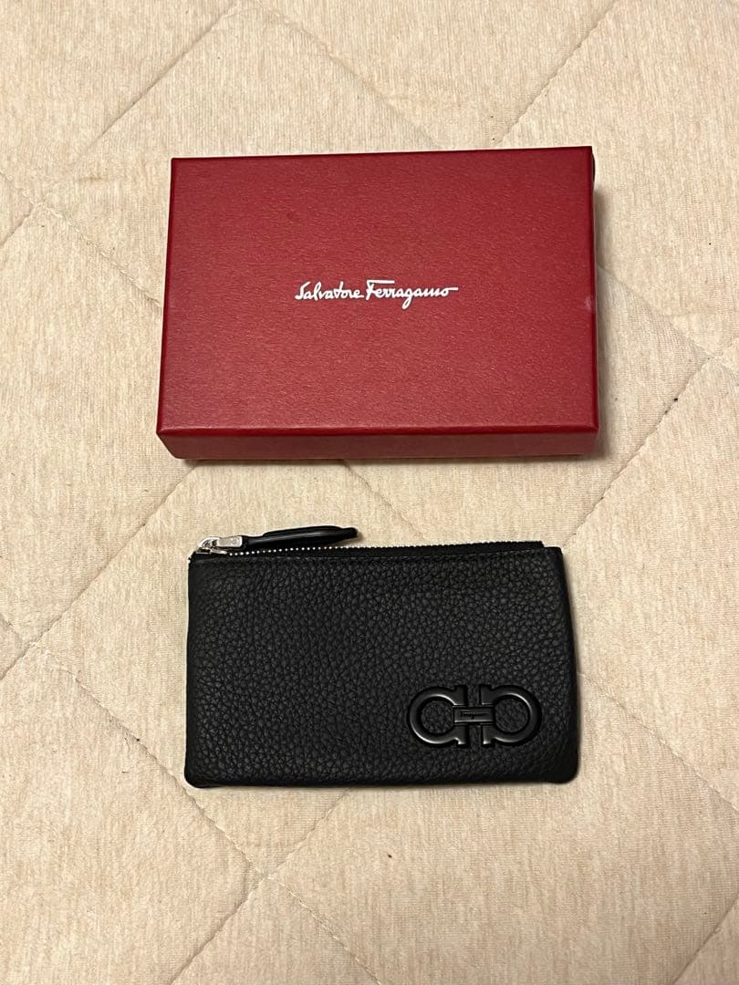【新品】Ferragamo フェラガモ キーケース キーチェーン付きマルチケース