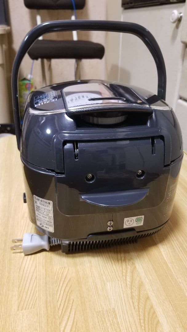 ☆2024年製☆美品☆象印圧力IH炊飯器 極め炊き バックライト液晶画面搭載