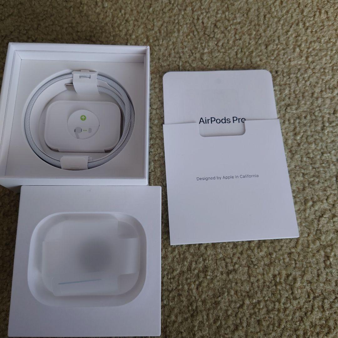 AirPods Pro 本体 第二世代ホワイト 充電ケース付き　MTJ3J/A