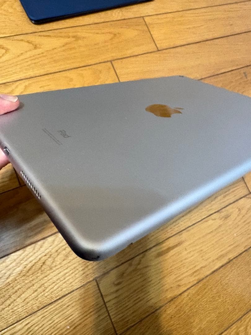 【美品】iPad Air 第3世代 64GB Wi-Fiモデル シルバー