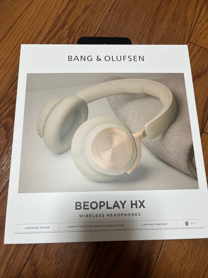4月末まで。値下げ可　BANG＆OLUFSEN　Gold Tone