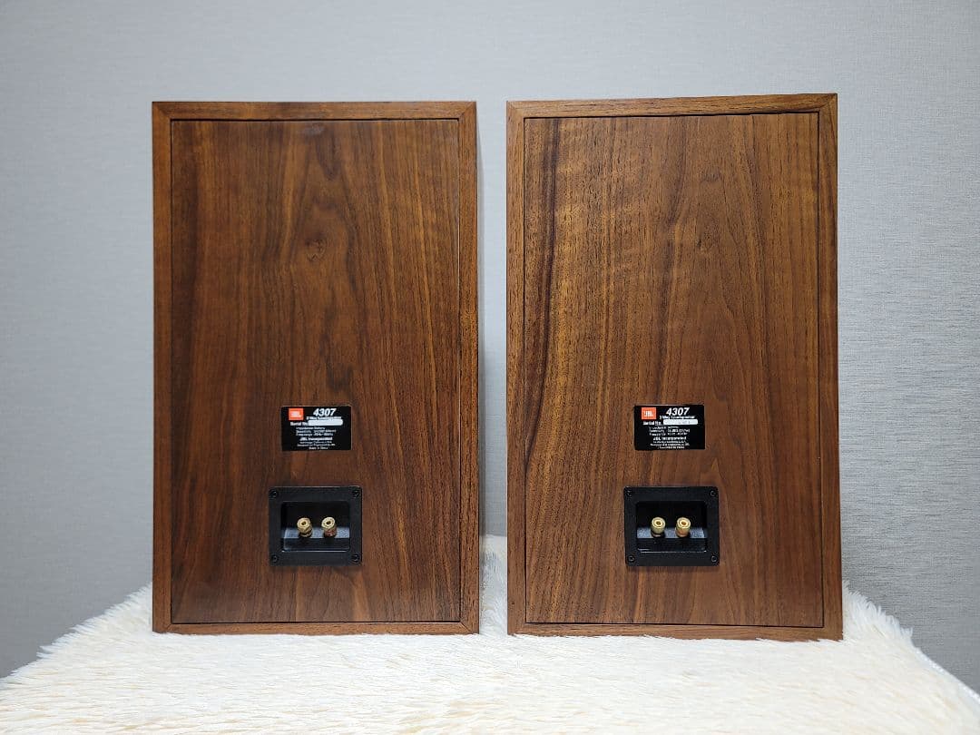 JBL 4307-3ウェイブックシェルフ型スピーカー2個セット 中古 (美品)