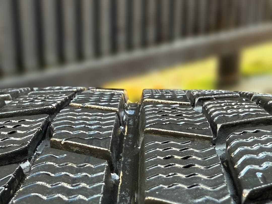 値下げ！215/60R16スタッドレスタイヤホイールセット　ヴェゼル等