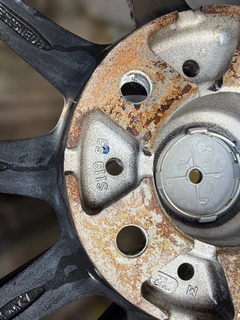 値下げ！215/60R16スタッドレスタイヤホイールセット　ヴェゼル等