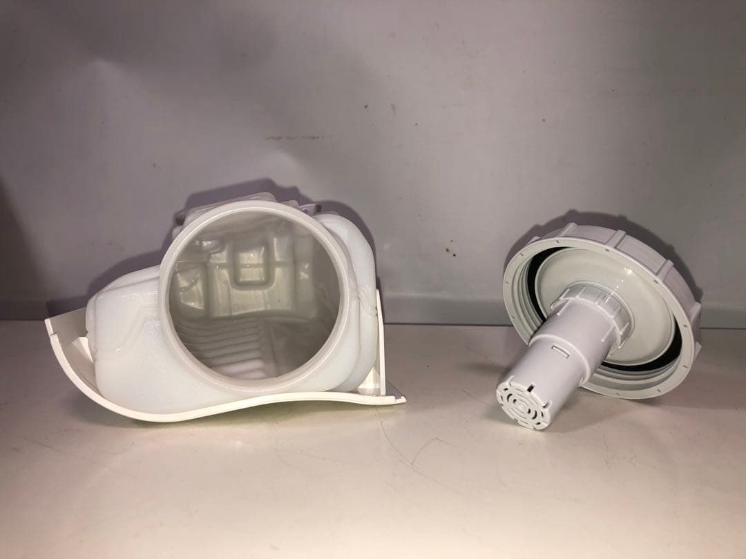 2023年製！SHARP 加湿空気清浄機　KC-P50-W