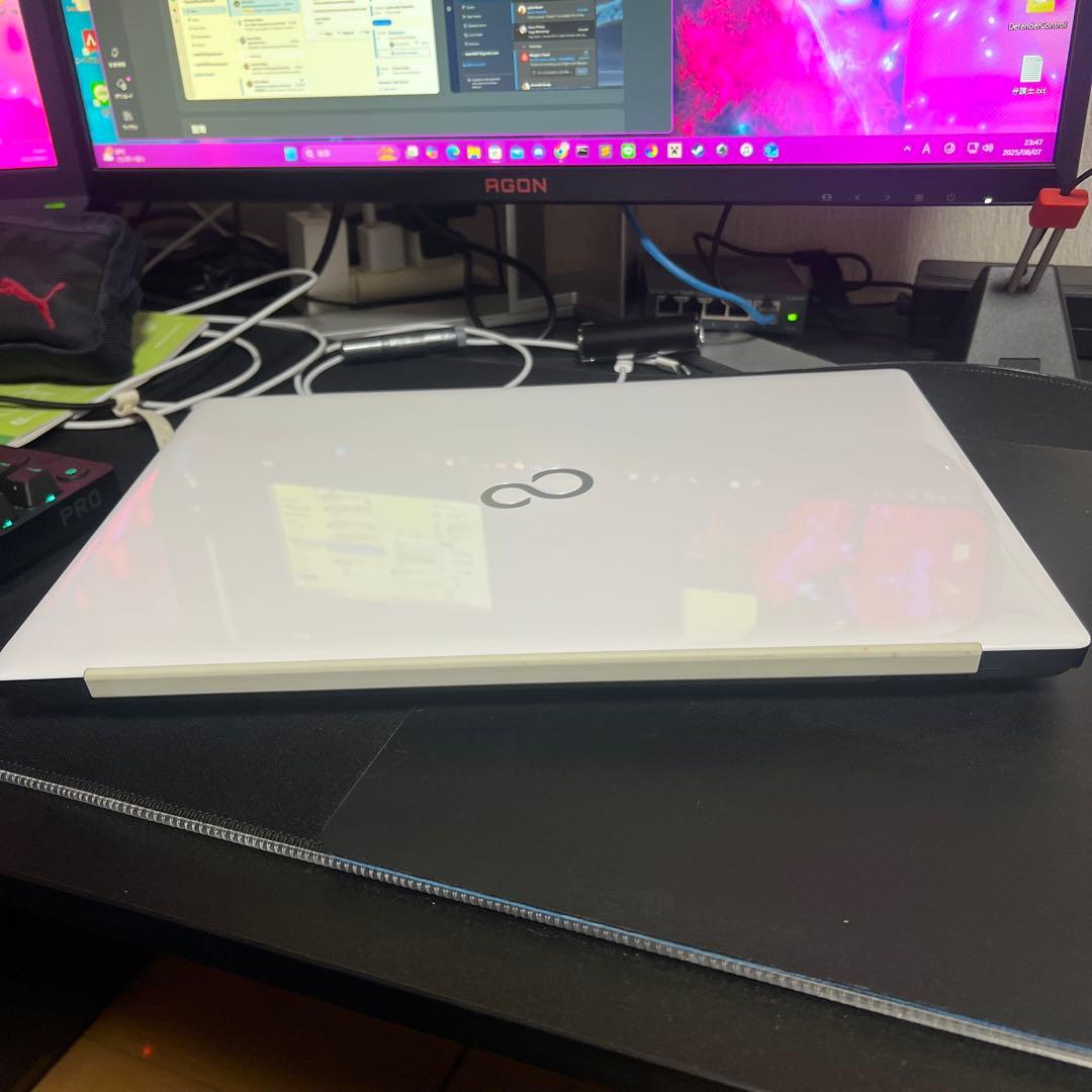 【ほぼ未使用品】富士通 LIFEBOOK AH480/H プレミアムホワイト