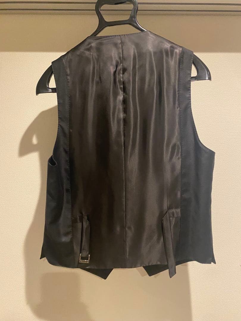 K*様 【ほぼ新品】BOSS ダークグレー ビジネススーツ　セットアップ