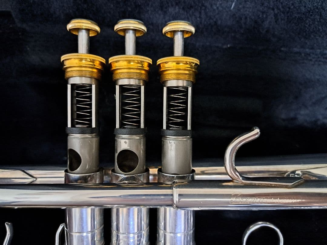 ゲッツェン　C管　30C シルバー トランペット本体 3バルブ ケース付き