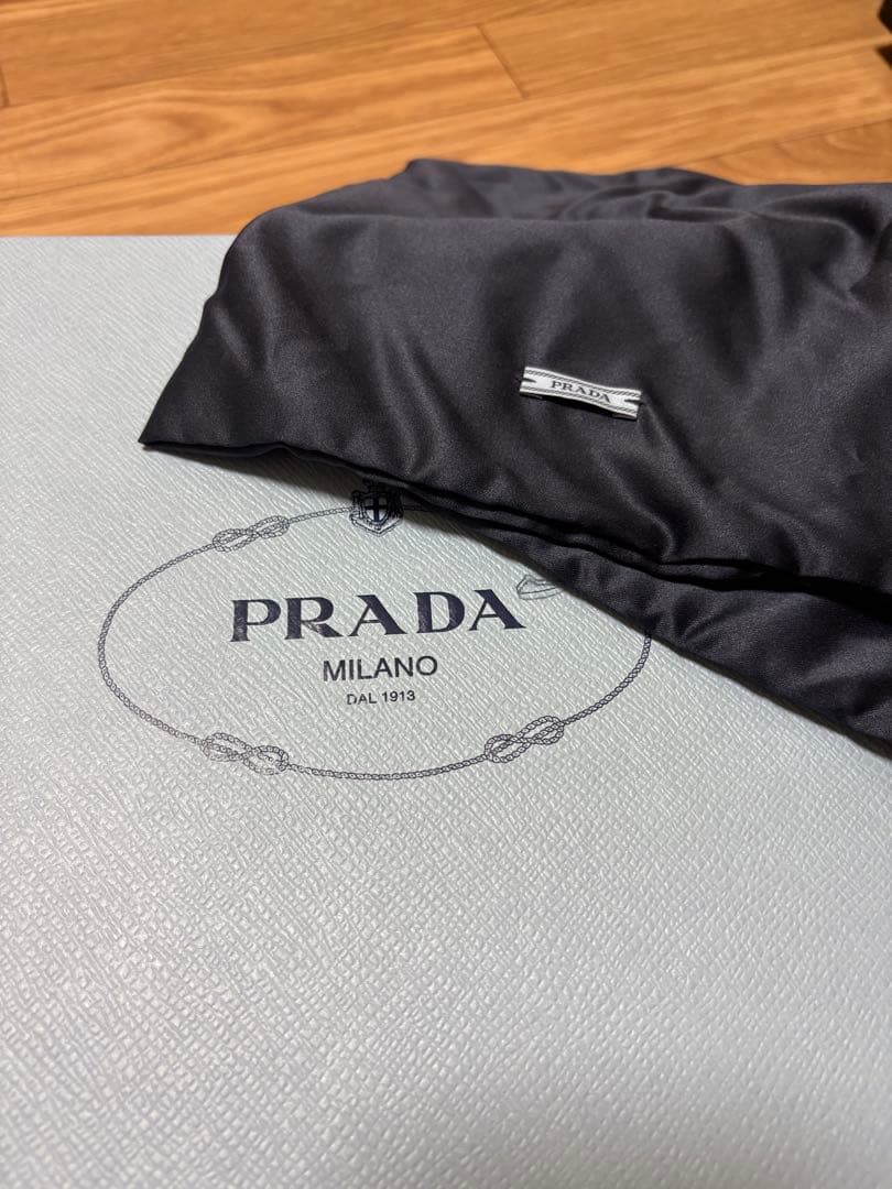 【正規品・指原莉乃さん着用】prada モノリス サンダル