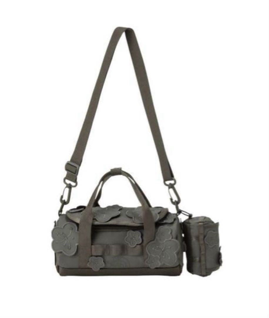 セシリーバンセン ベースキャンプクラッチ green【未使用】