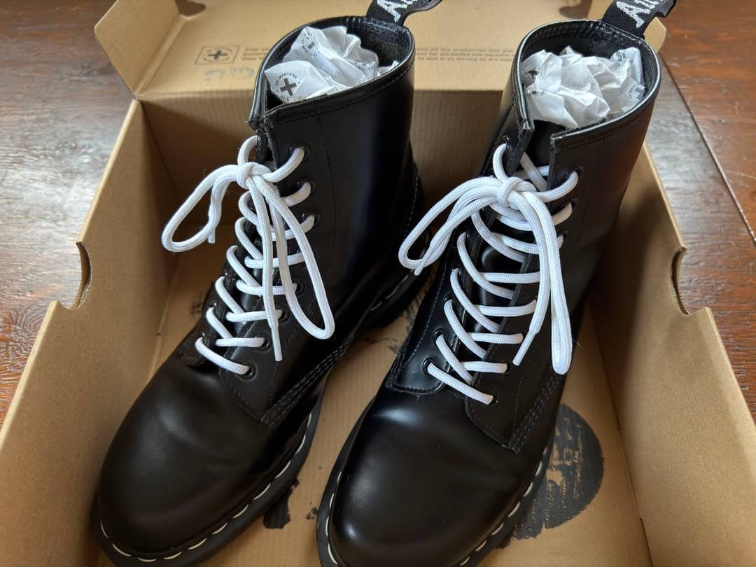 定価の半額 極美品 ドクターマーチン ホワイトステッチ 8 ホール 28cm