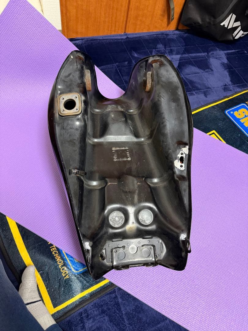 ゼファー750 タンク　リアフェンダー