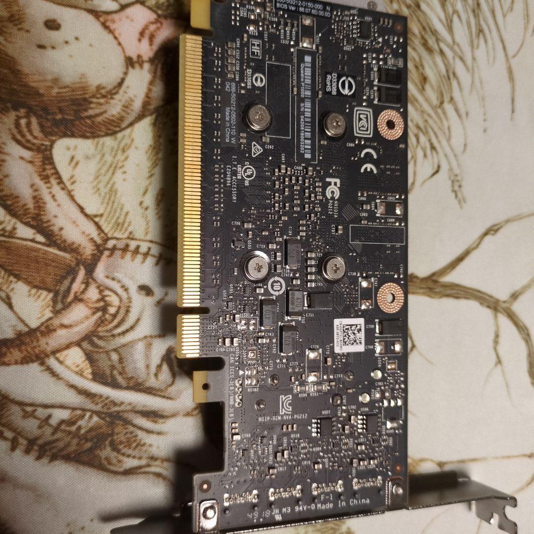 NVIDIA QUADRO P1000 グラフィックボード