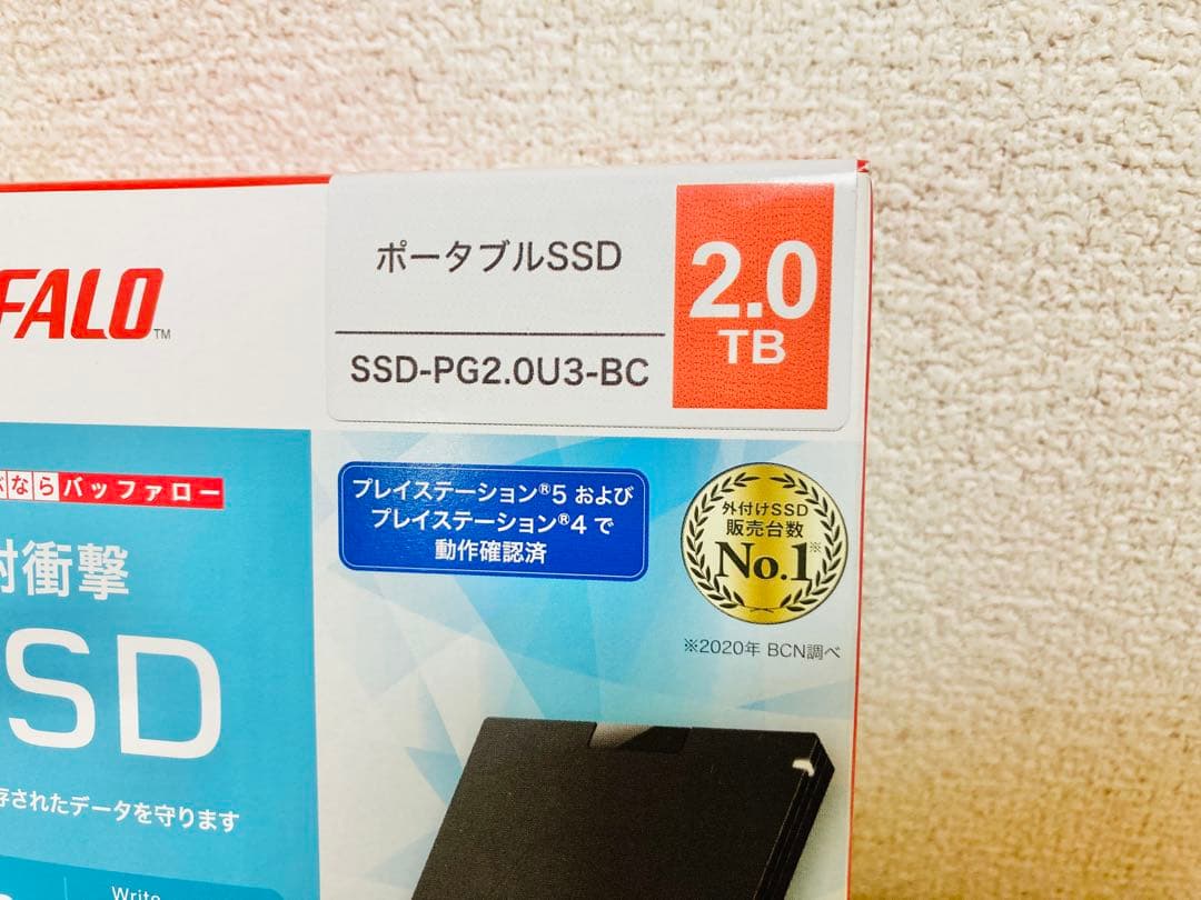 BUFFALO 2TB ポータブルSSD SSD-PG2.0U3-BC ①