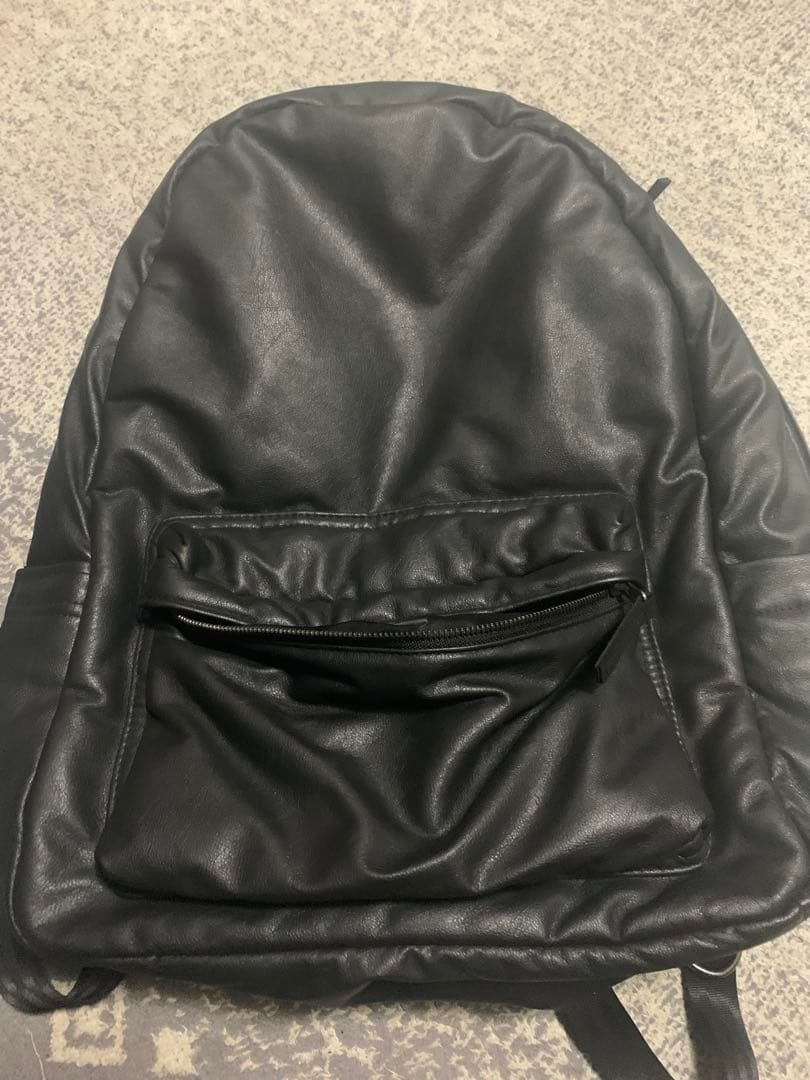 ATTACHMENシンセティックレザー バックパック