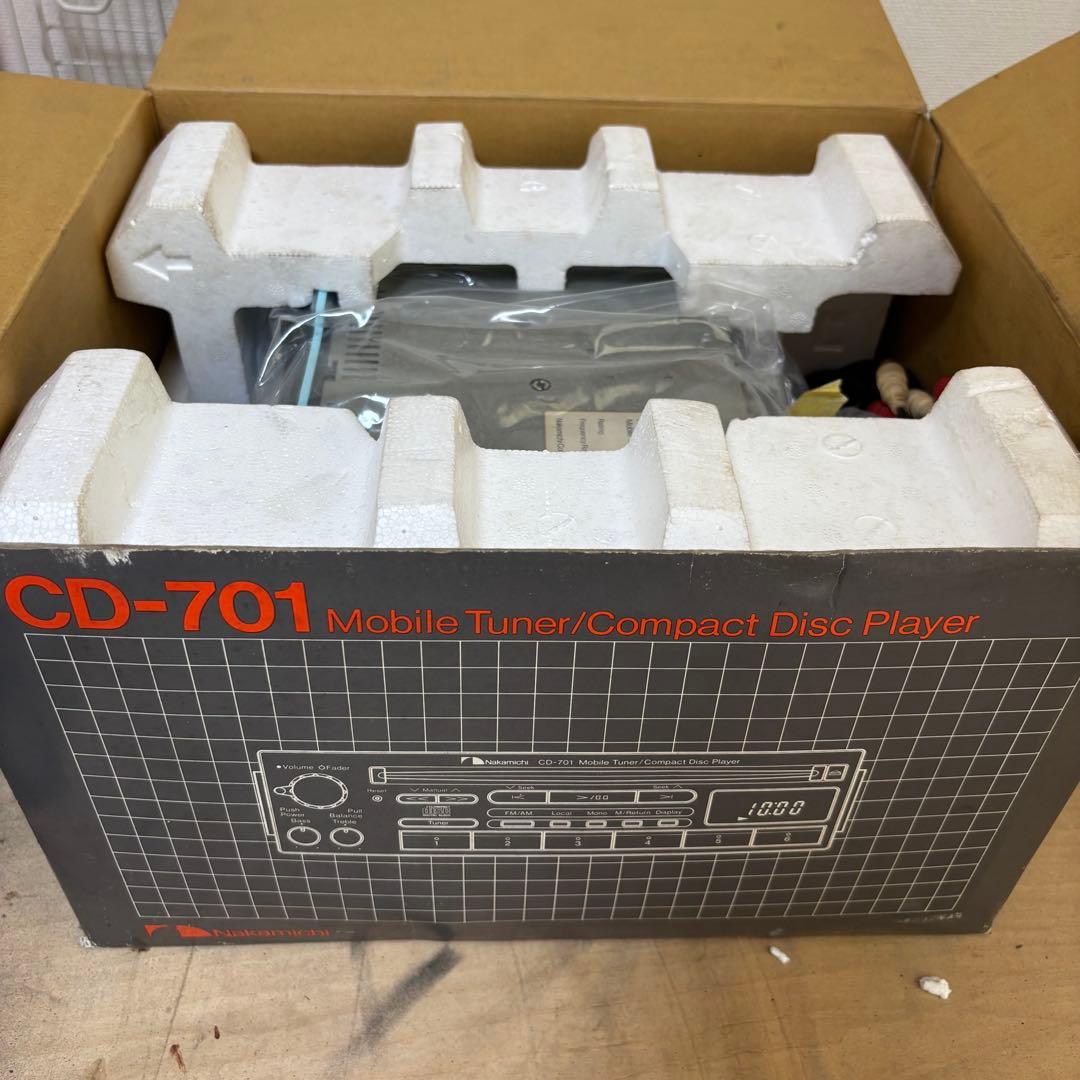 CD-701 モバイルチューナー/コンパクトディスクプレーヤー