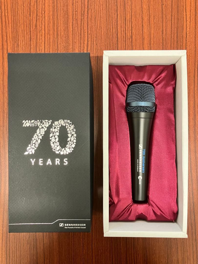 SENNHEISER e935 70th anniversary モデル