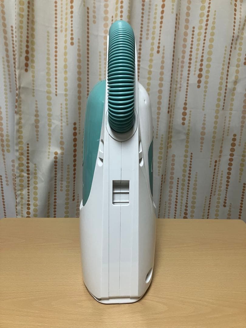 美品●パナソニック電気掃除機MC-K10P￼●純正紙パック8個+すき間ノズル付き